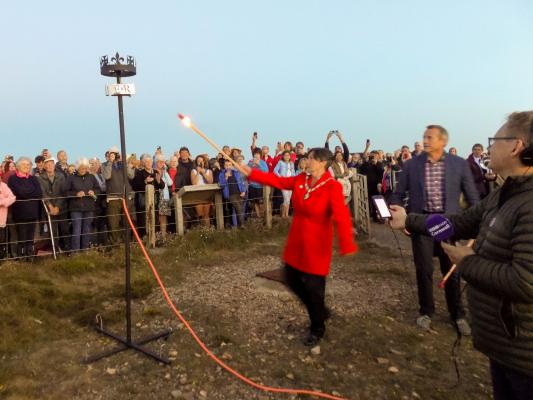 Lighting the Queen's Platinum Jubilee Beacon